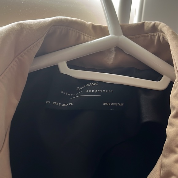 Zara Trench - Picture 2 of 3